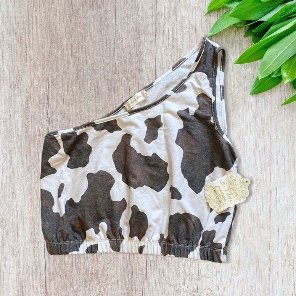 Altar’d State Rylee Crop Top in Cow Print Large